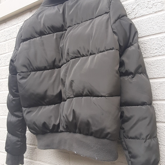 Forever 21 Womens  Bomber Jacket Medium - Picture 2 of 7